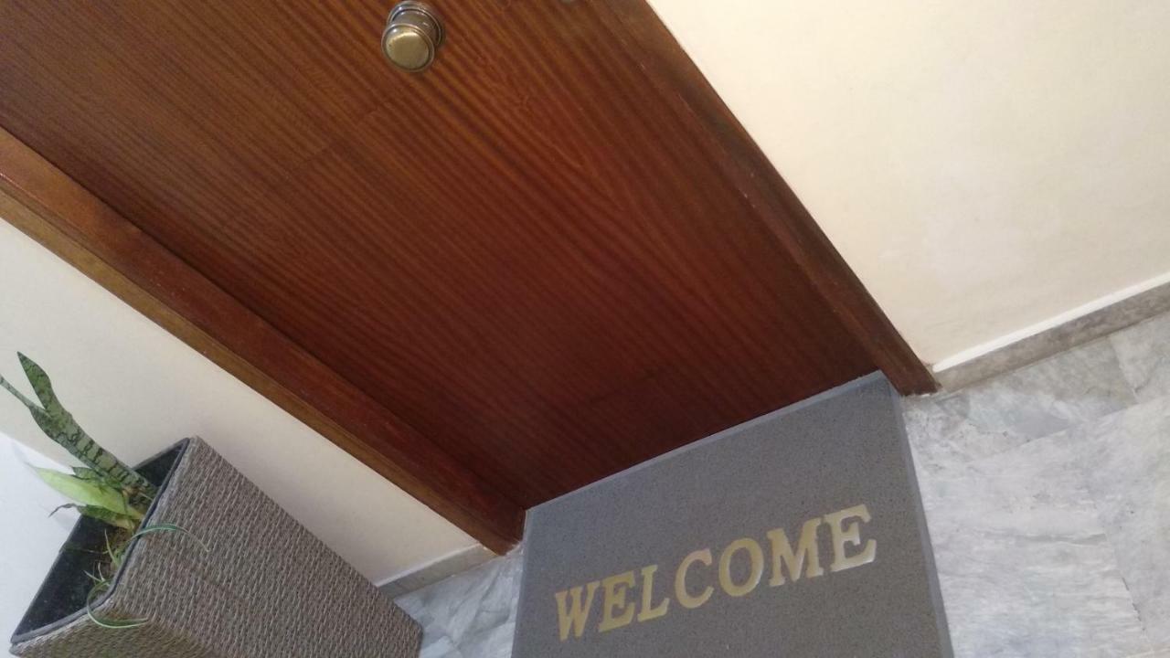 Theano'S Cozy & Quiet Lux Central Flat - Wifi & Full Amenities Патра Экстерьер фото