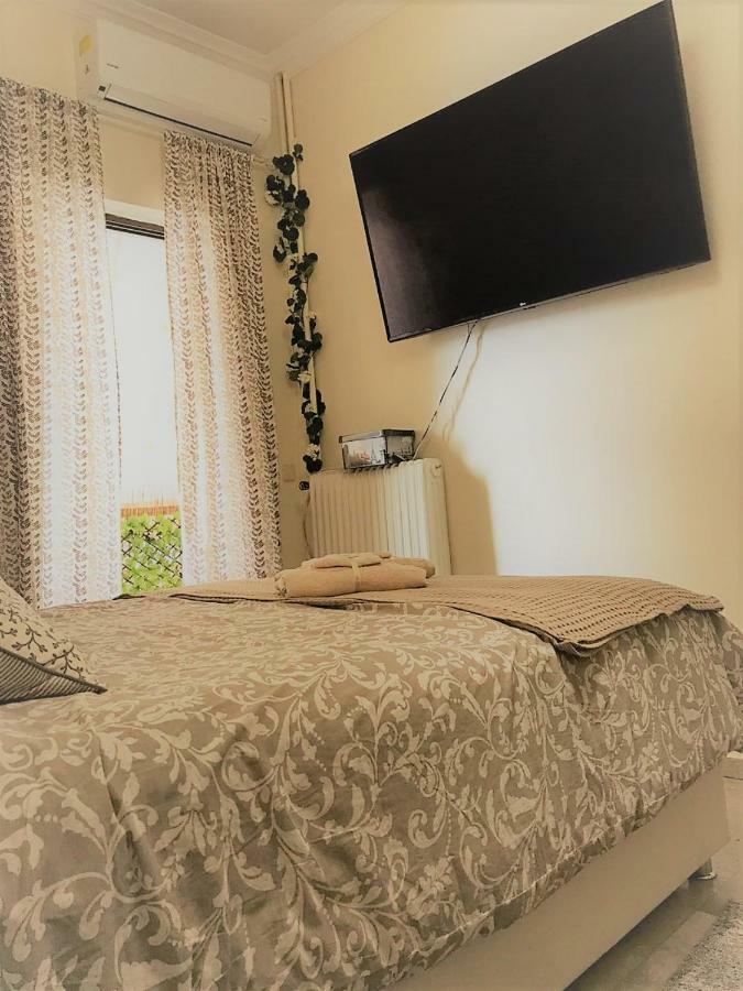 Theano'S Cozy & Quiet Lux Central Flat - Wifi & Full Amenities Патра Экстерьер фото